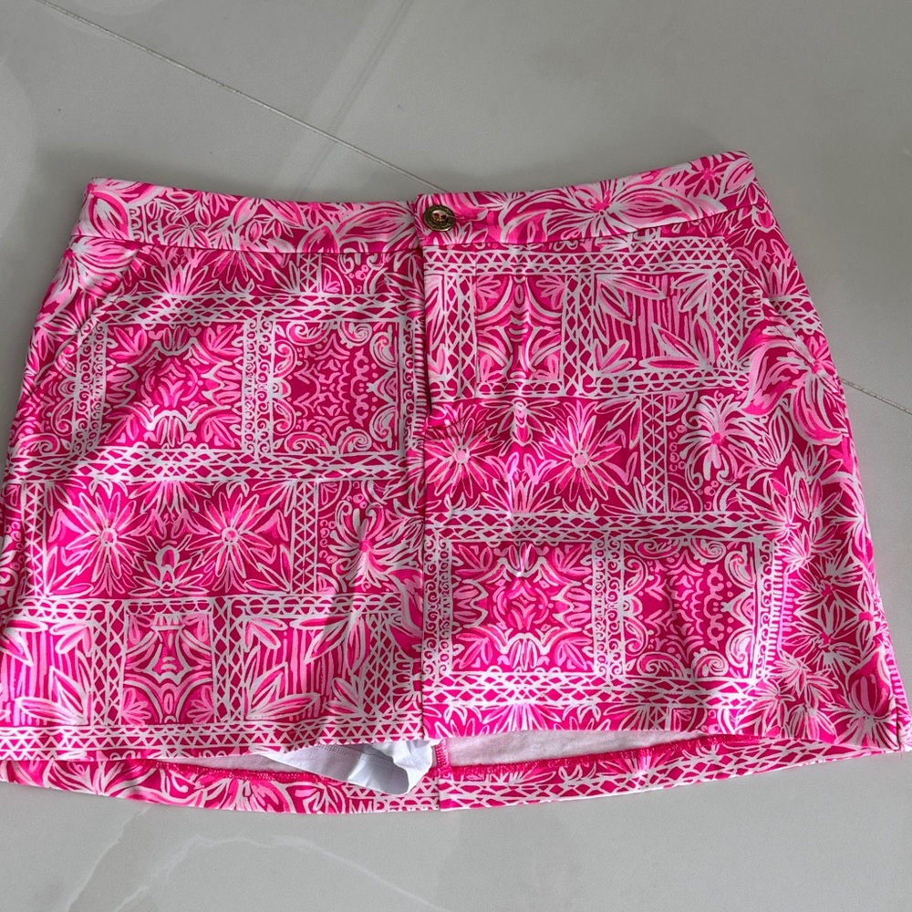 Lilly Pulitzer Hot Pink and White Patterned Mini Skort